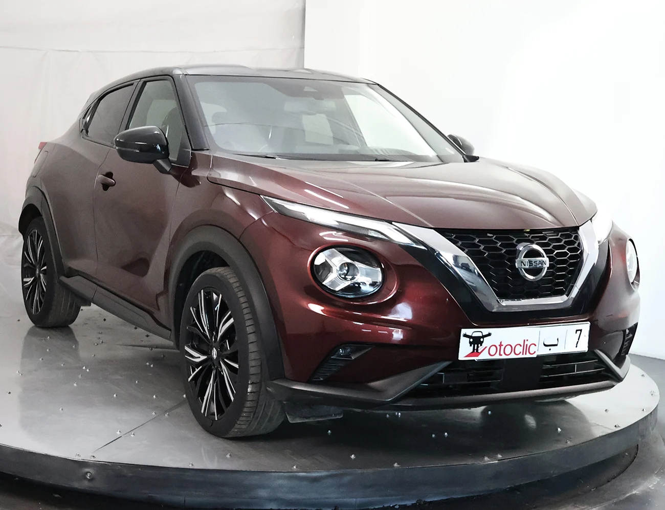 Nissan Juke 1.0 DIG-T 117 DCT Tekna