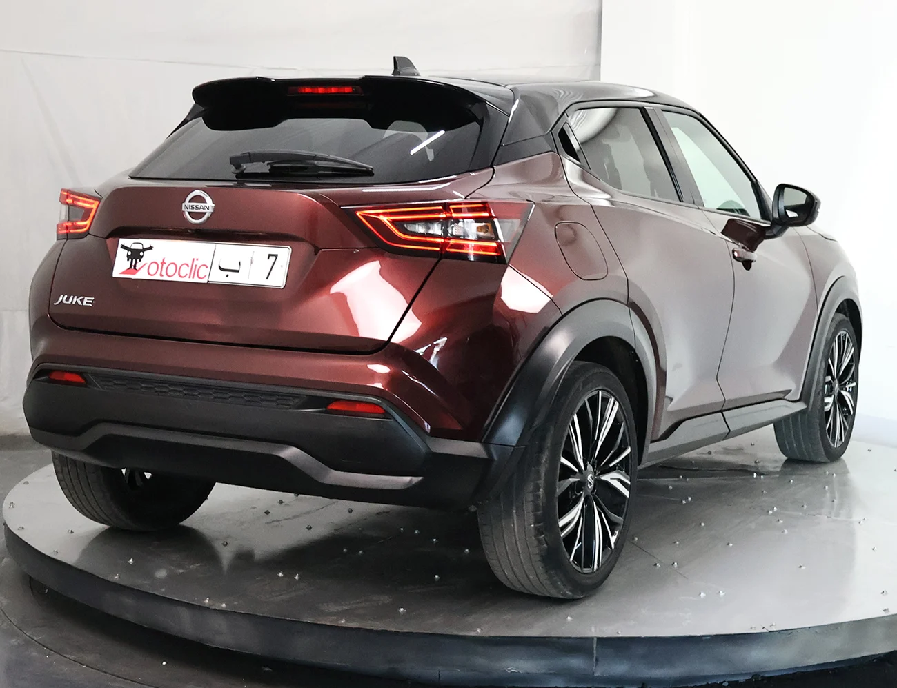 Nissan Juke 1.0 DIG-T 117 DCT Tekna