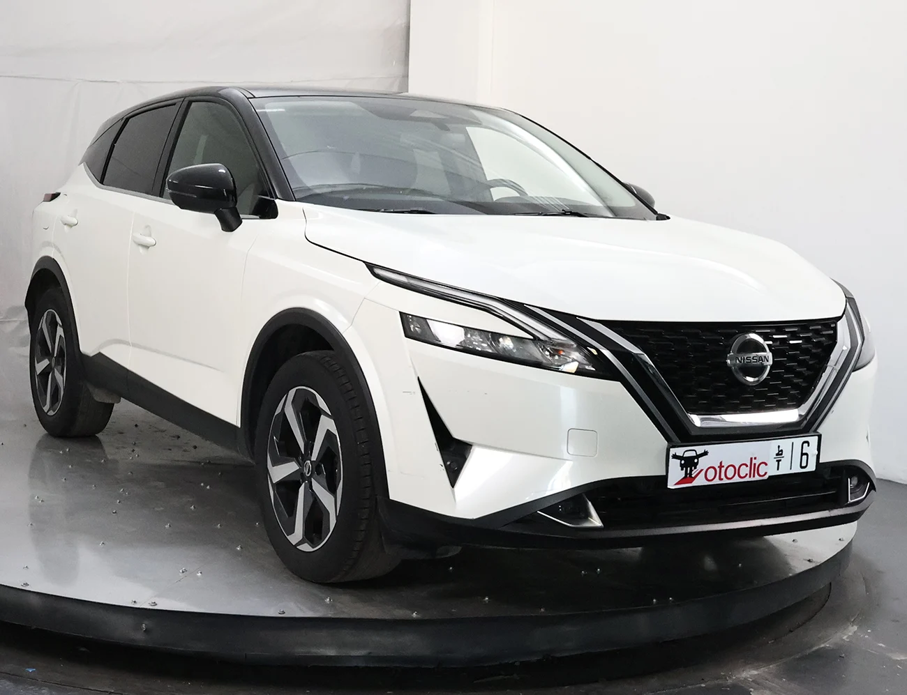 Nissan Qashqai 1.3 l DIG-T 150 CVT Tekna