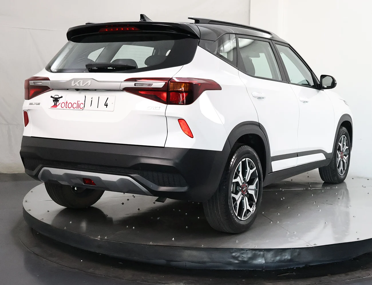 Kia Seltos 1.5 CRDi 115 BOSE