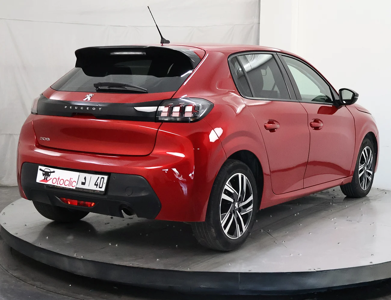 Peugeot 208 1.6 HDi 92 Allure Pack