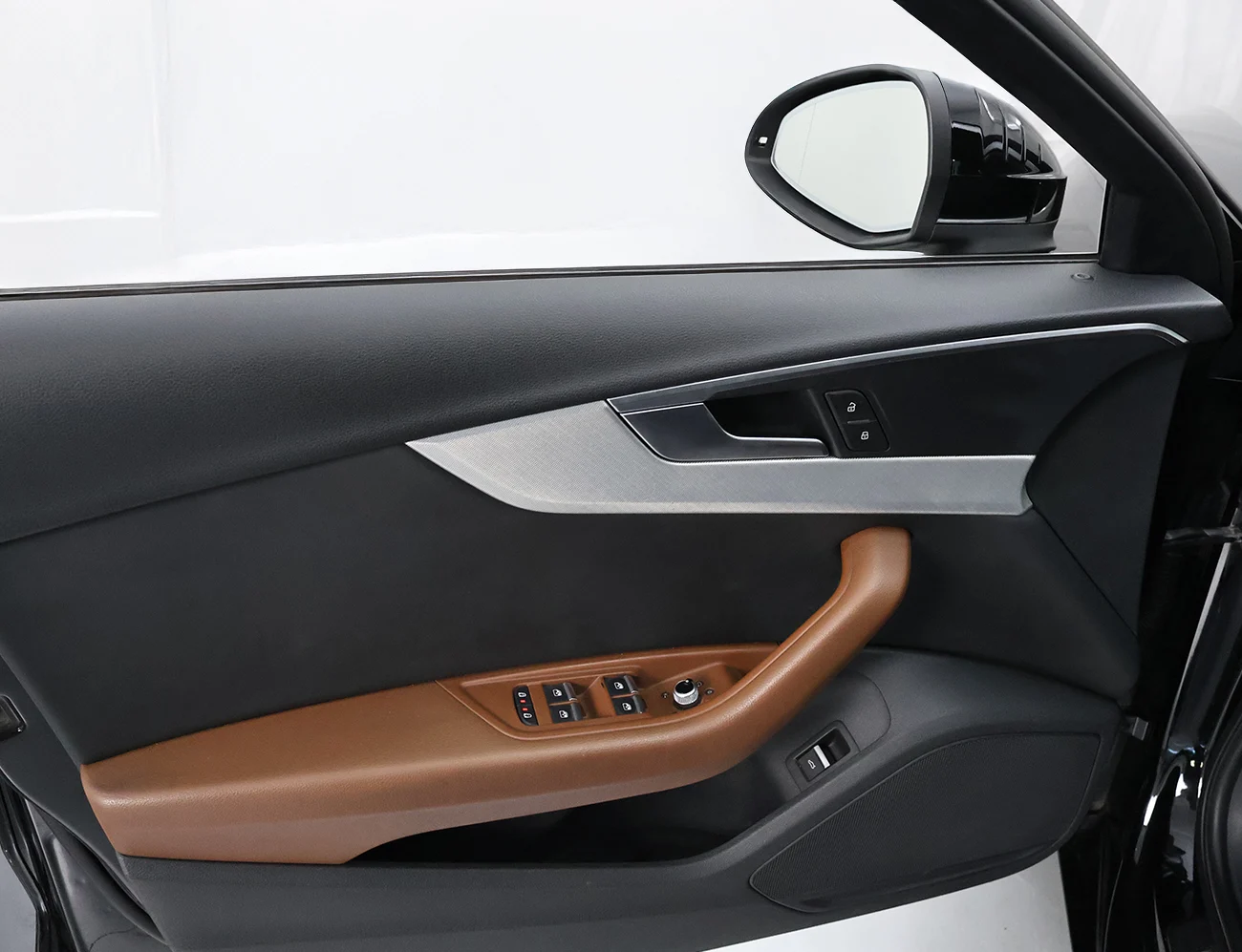 Audi A4 2.0 TDI 150 Premium S-tronic 7