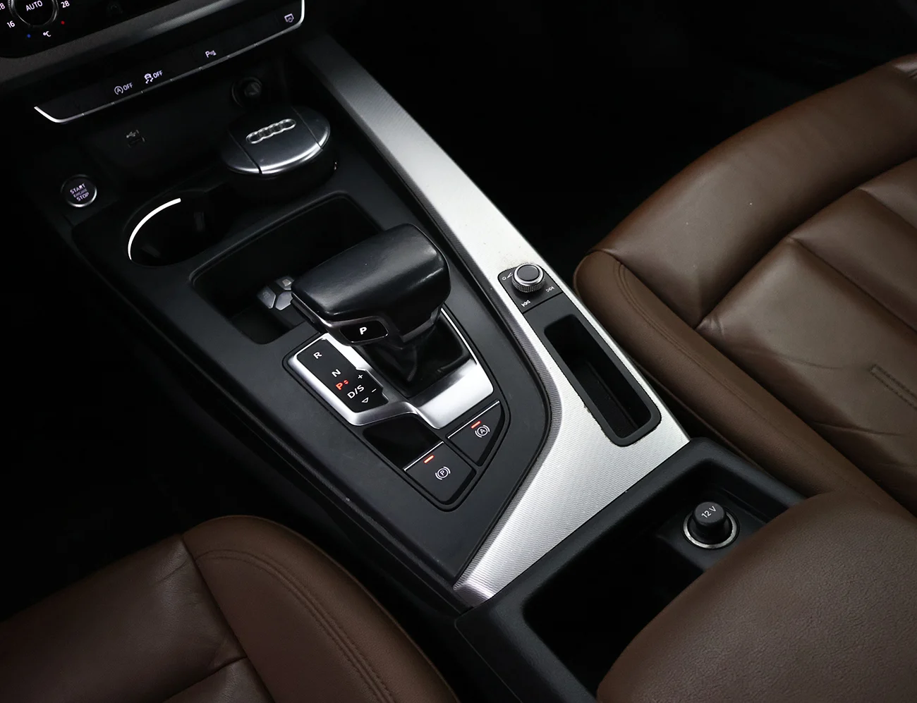 Audi A4 2.0 TDI 150 Premium S-tronic 7