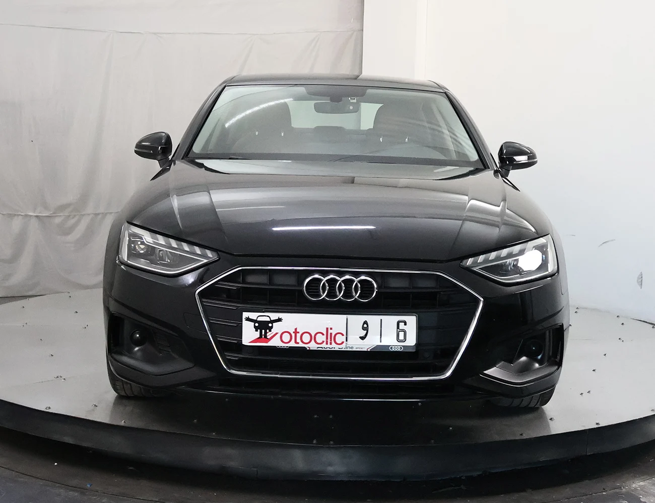 Audi A4 2.0 TDI 150 Premium S-tronic 7