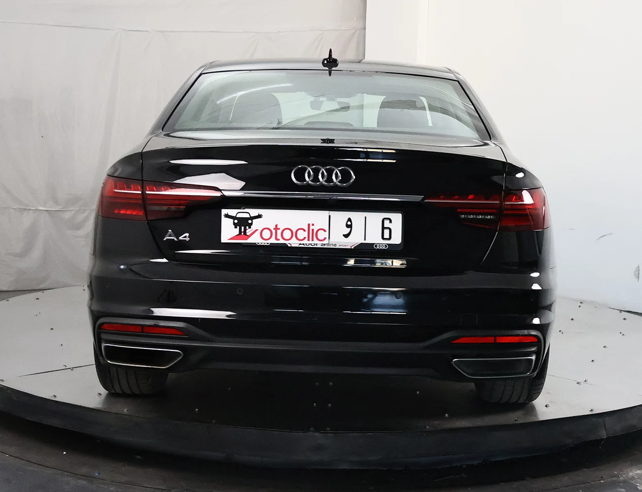 Audi A4 2.0 TDI 150 Premium S-tronic 7