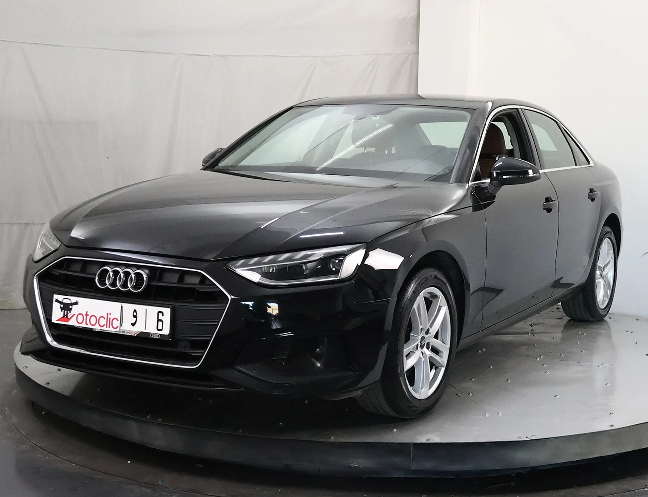 Audi A4 2.0 TDI 150 Premium S-tronic 7