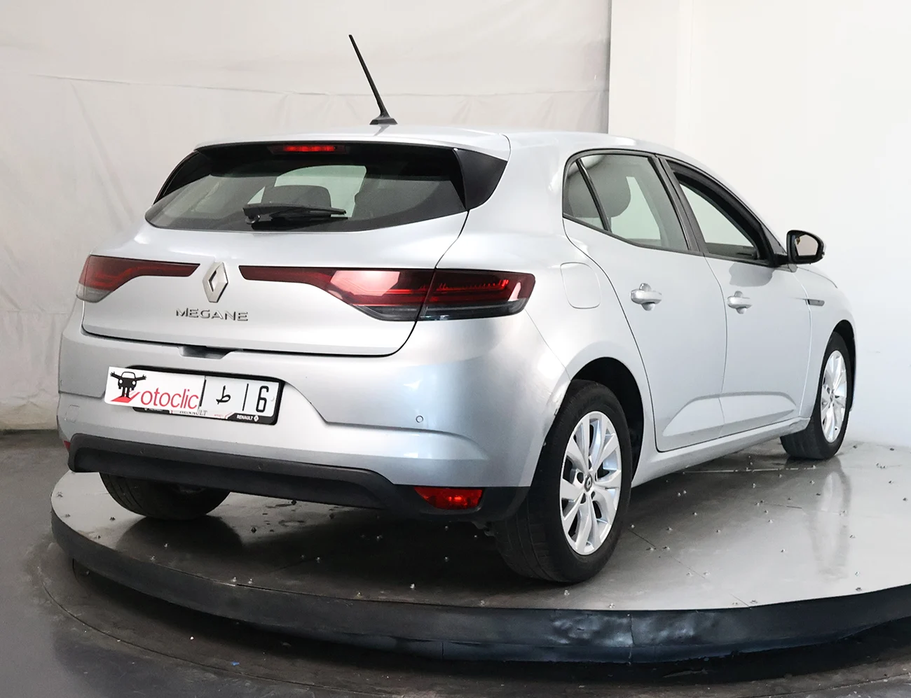 Renault Megane 1.5 dCi 110 Explore EDC