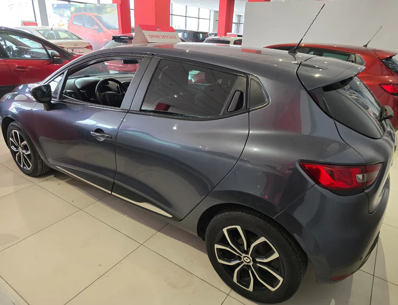 Renault Clio 1.5 dCi 85 Life Business