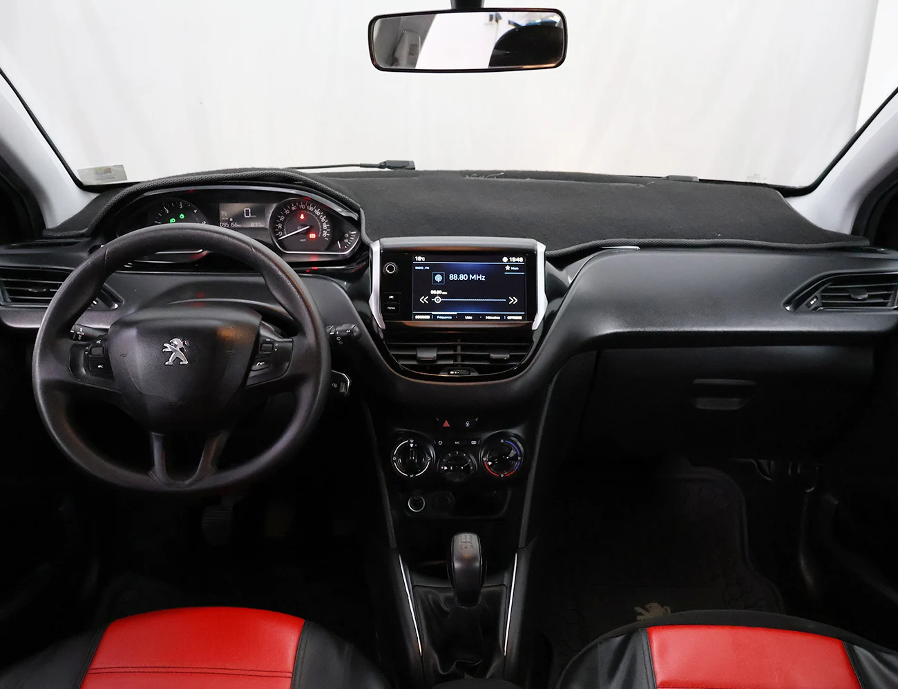 Peugeot 208 1.6 HDi 92 Allure Pack