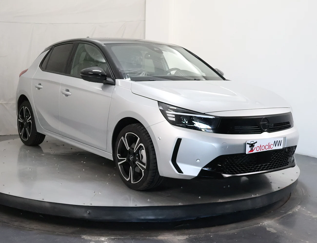 Opel Corsa 1.5 D 102 GS line