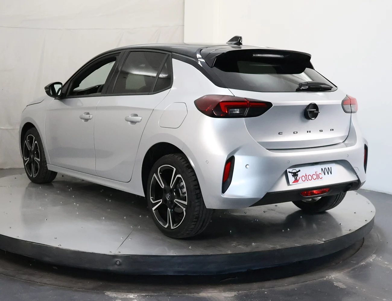 Opel Corsa 1.5 D 102 GS line