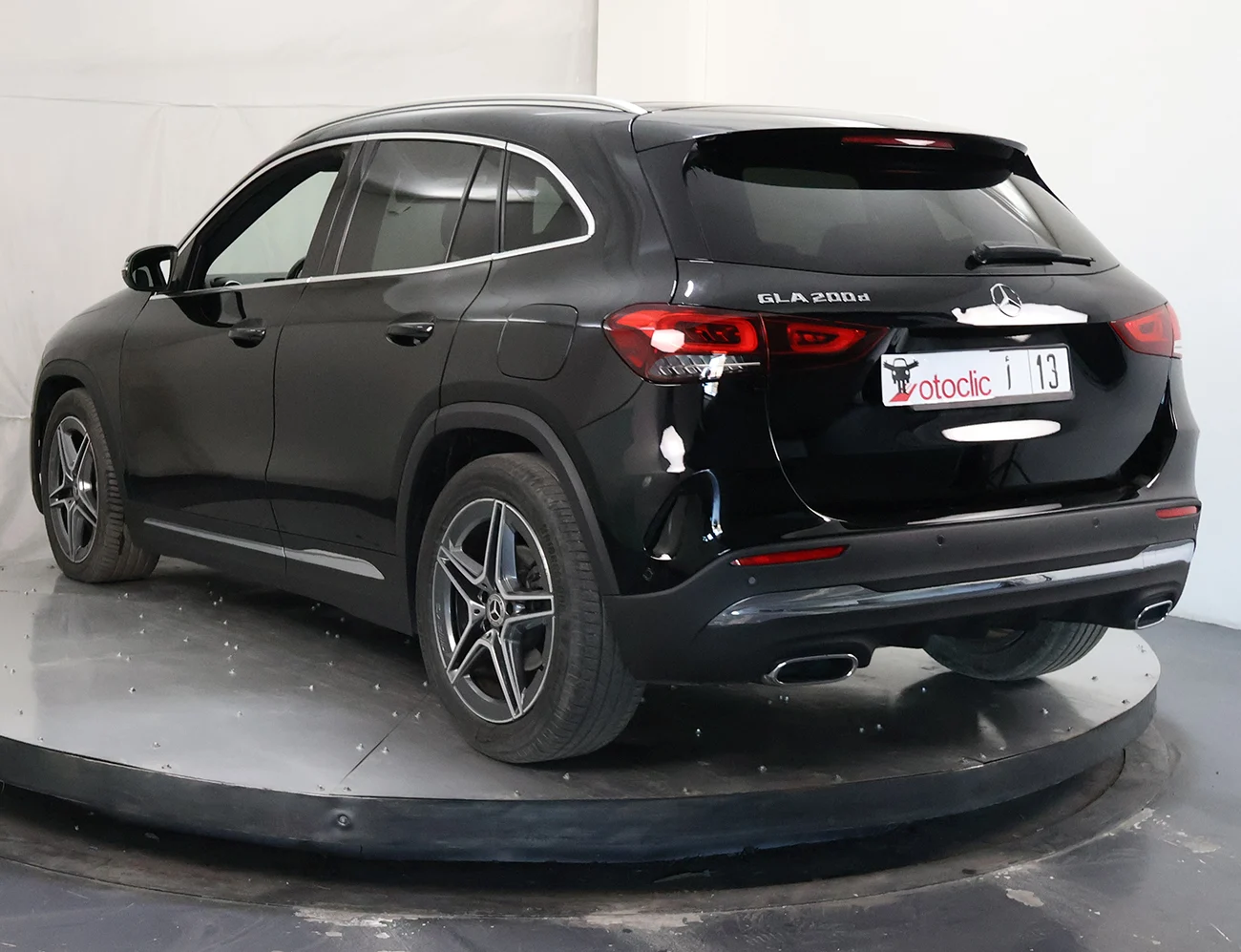 Mercedes Benz GLA 200 d Pack AMG