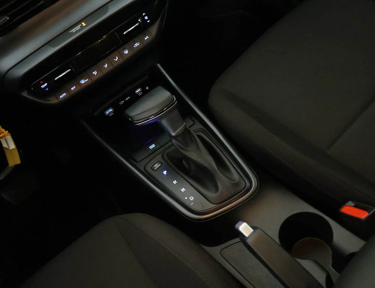 Hyundai i20 1.4 MPI 100 AT Inventive