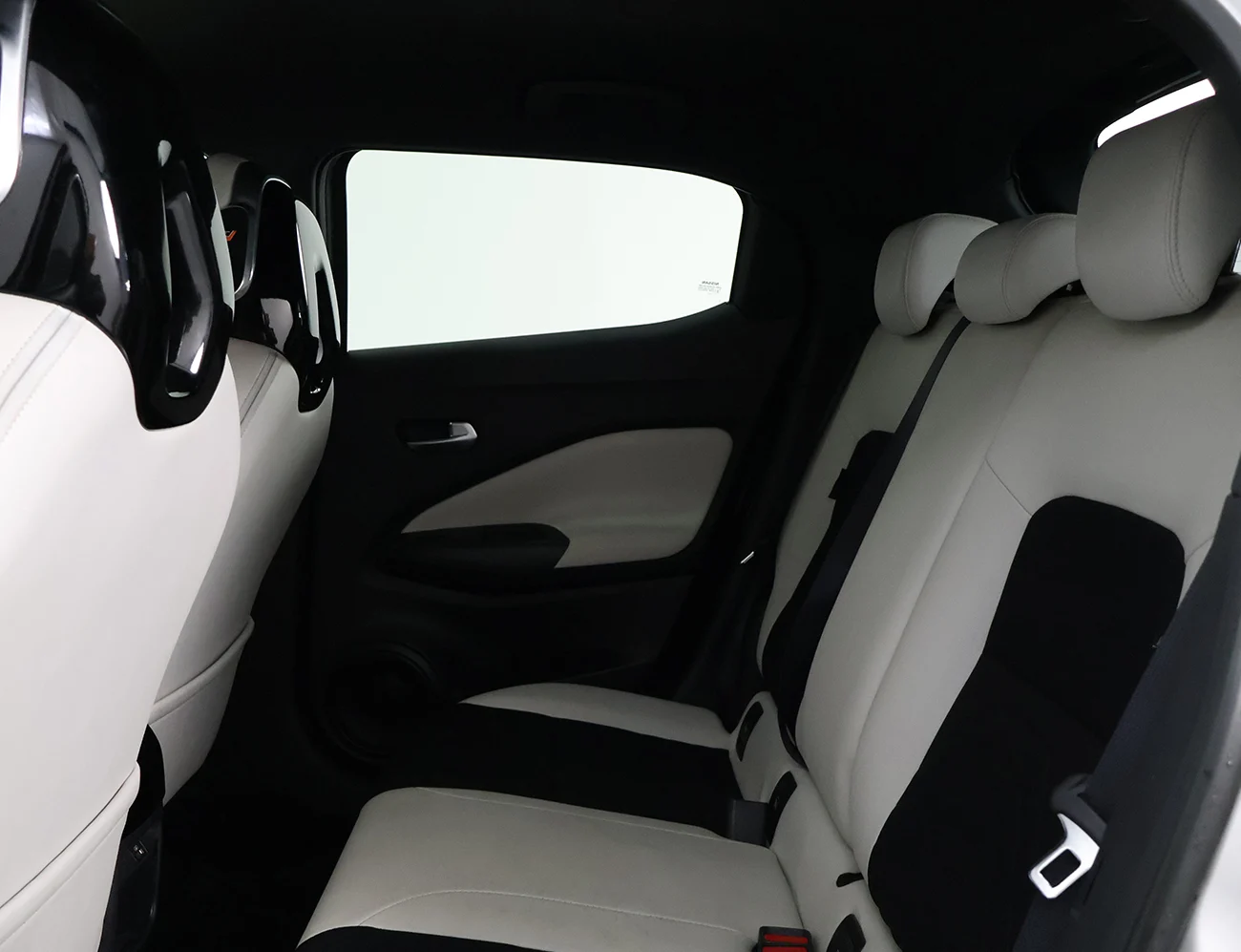 Nissan Juke 1.0 DIG-T 117 DCT Tekna