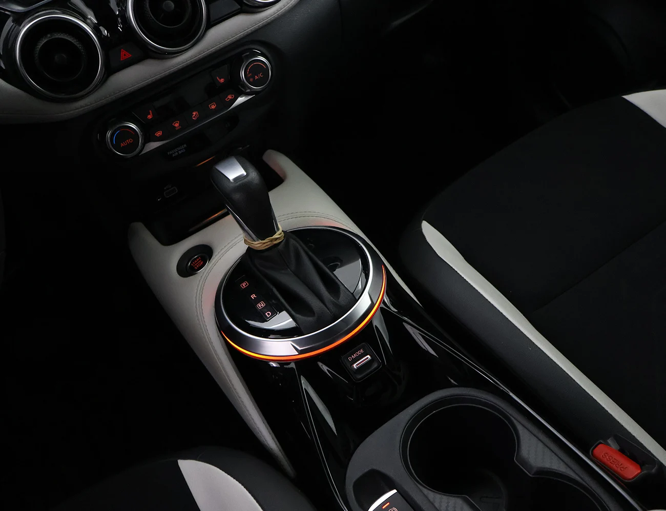 Nissan Juke 1.0 DIG-T 117 DCT Tekna