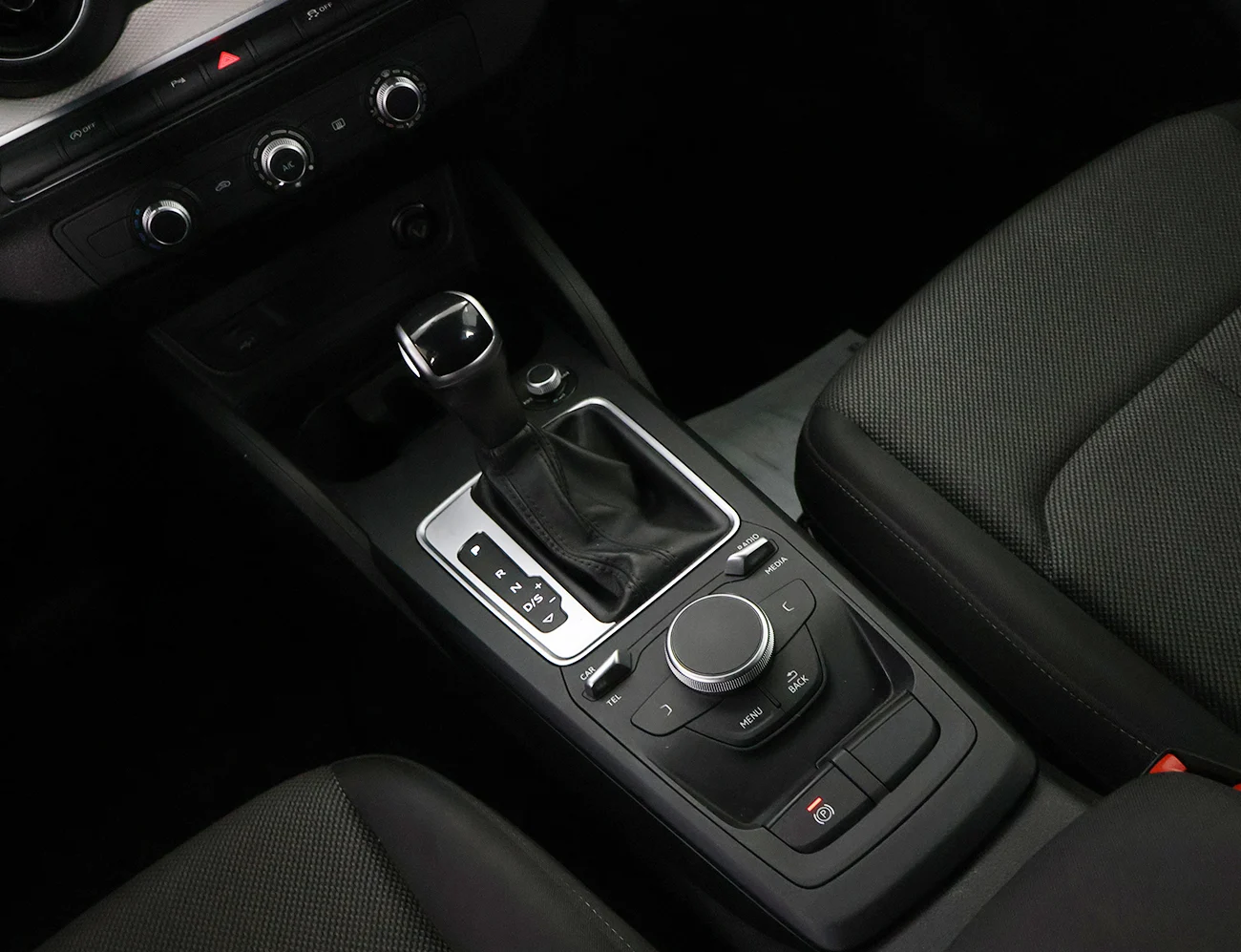 Audi Q2 2.0 TDI 143 Premium S-Tronic