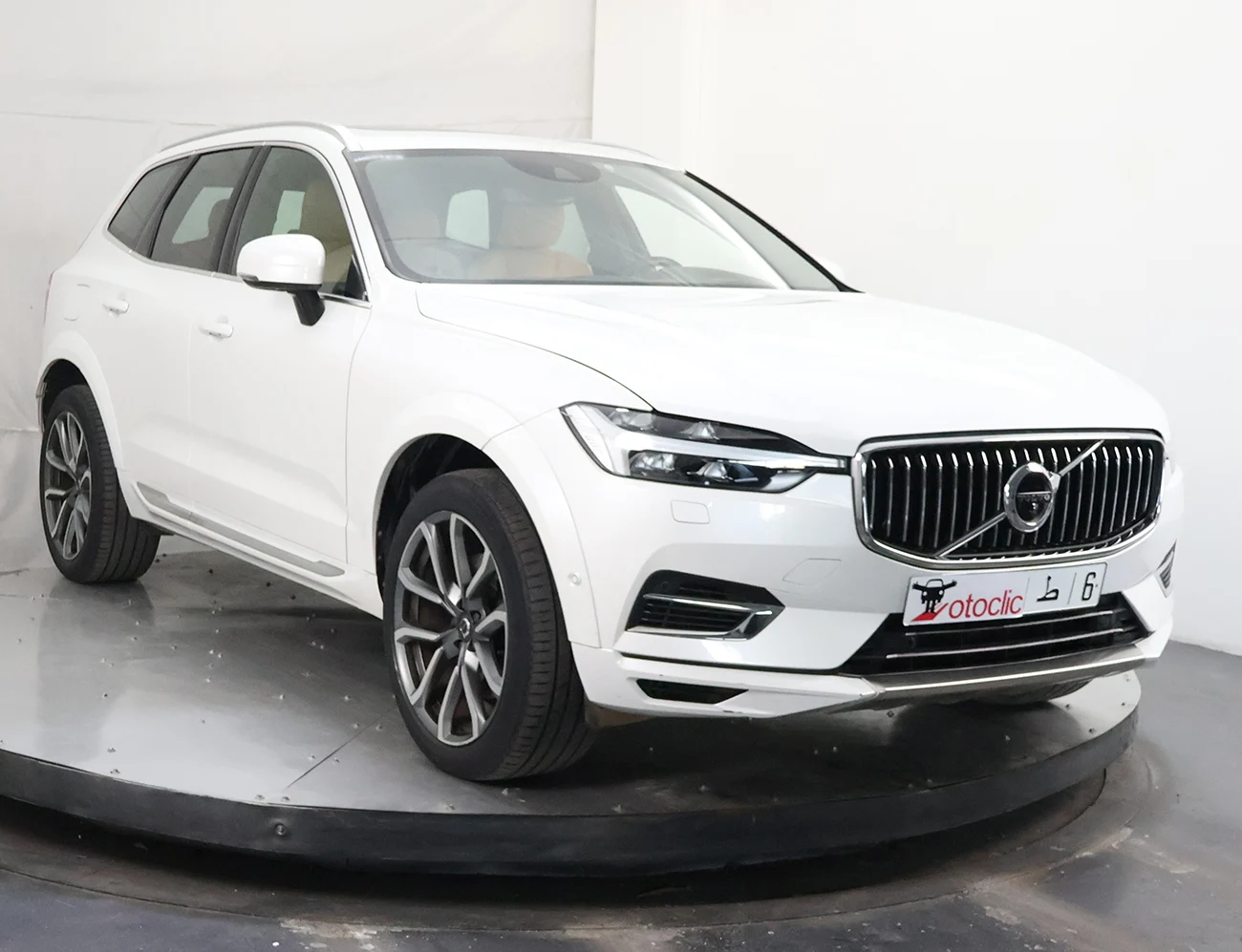 Volvo XC60 2.0 T8 462 Recharge AWD Plus Dark