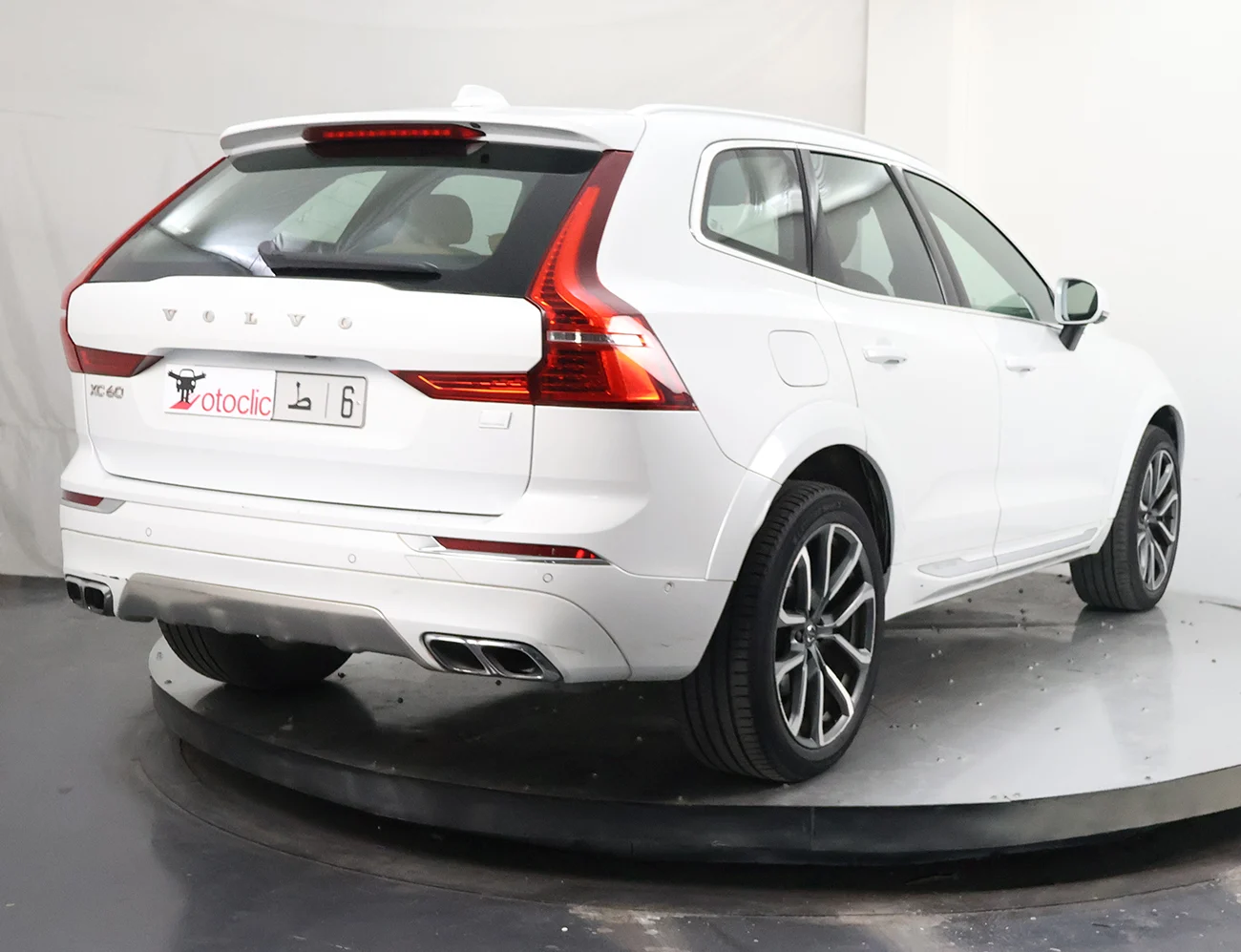 Volvo XC60 2.0 T8 462 Recharge AWD Plus Dark