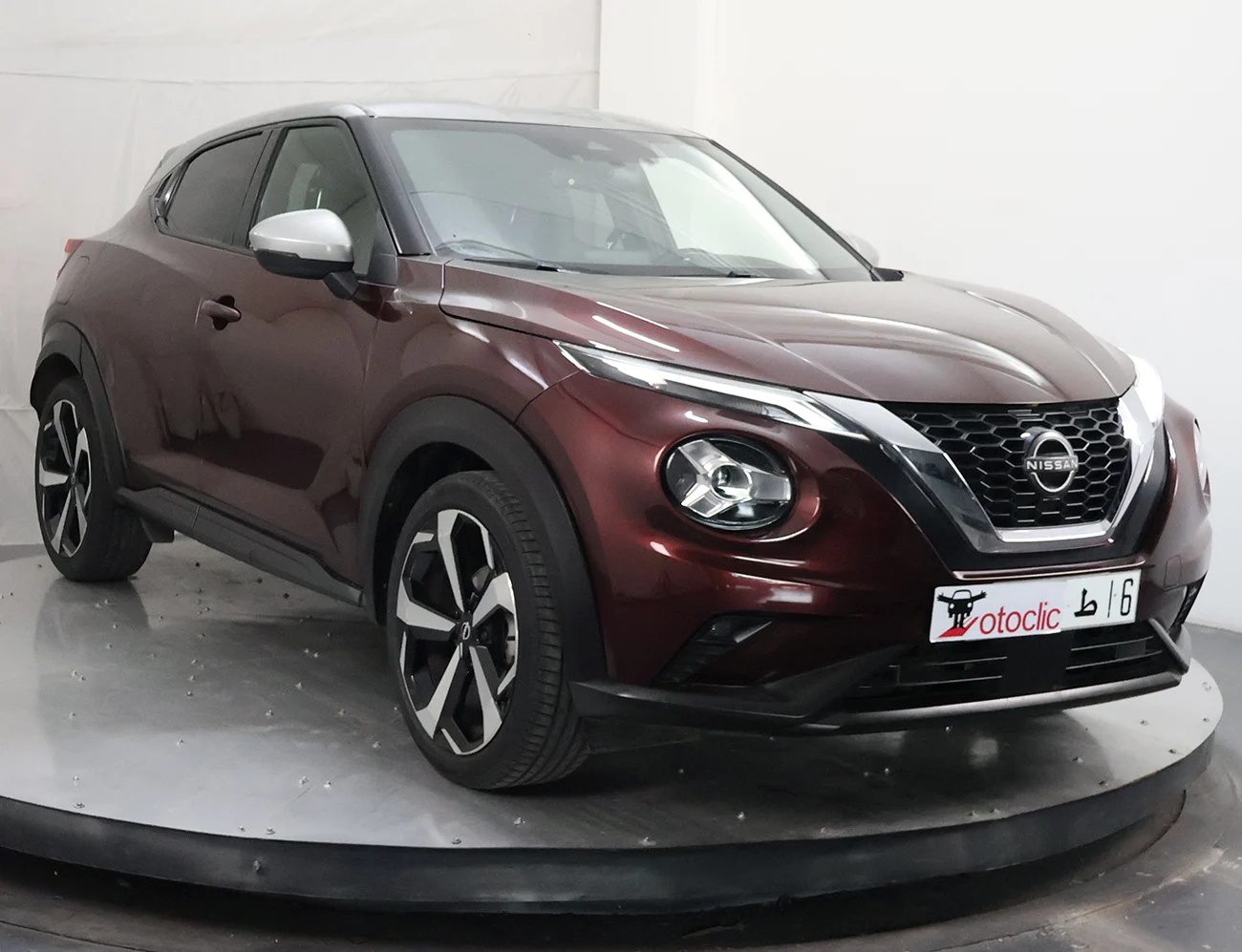 Nissan Juke 1.0 DIG-T 117 DCT Tekna