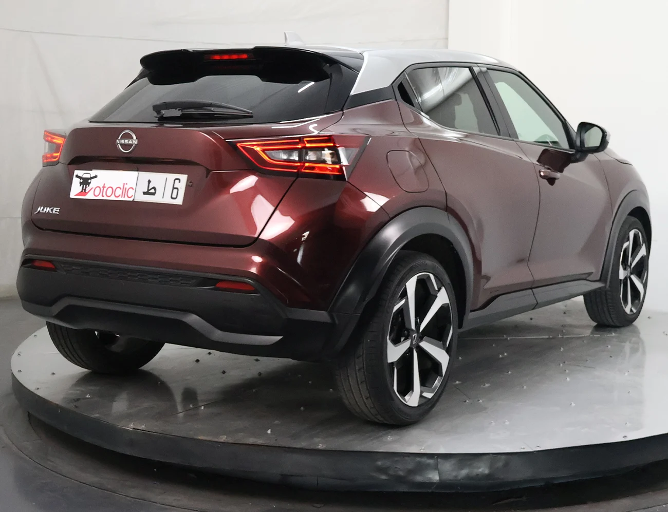 Nissan Juke 1.0 DIG-T 117 DCT Tekna
