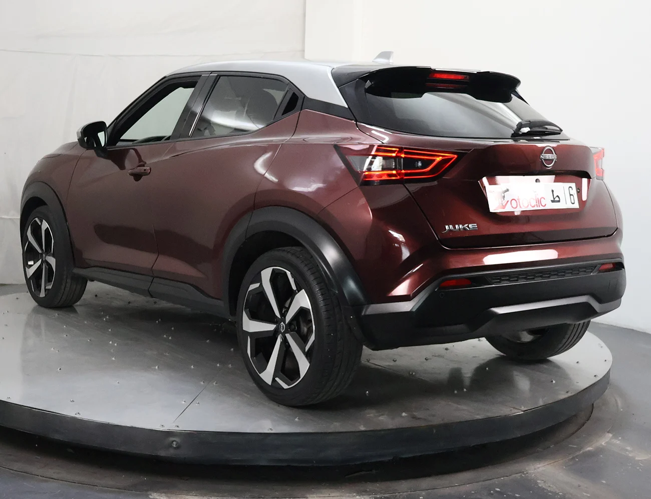 Nissan Juke 1.0 DIG-T 117 DCT Tekna