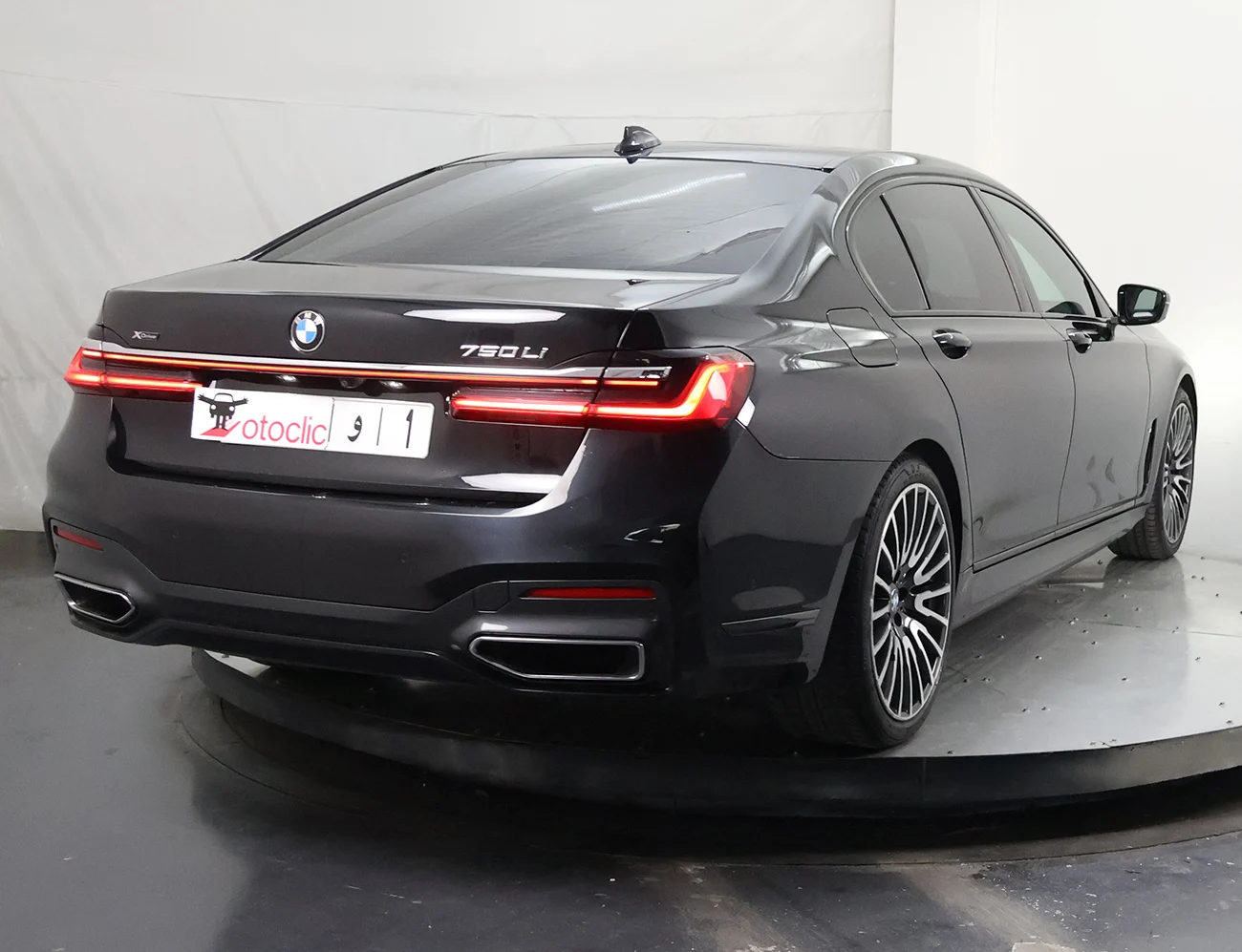 BMW Serie 7 750LiA xDrive 450 Pack M